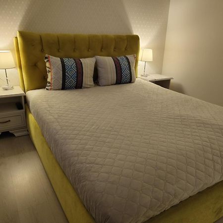 A. G. Central Apartaments Šiauliai Exteriör bild