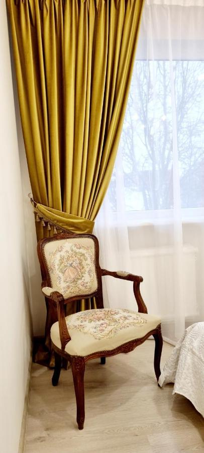 A. G. Central Apartaments Šiauliai Exteriör bild