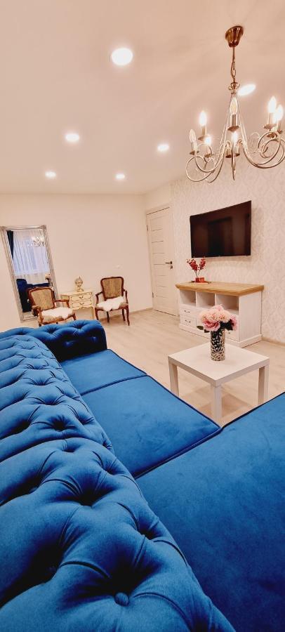 A. G. Central Apartaments Šiauliai Exteriör bild